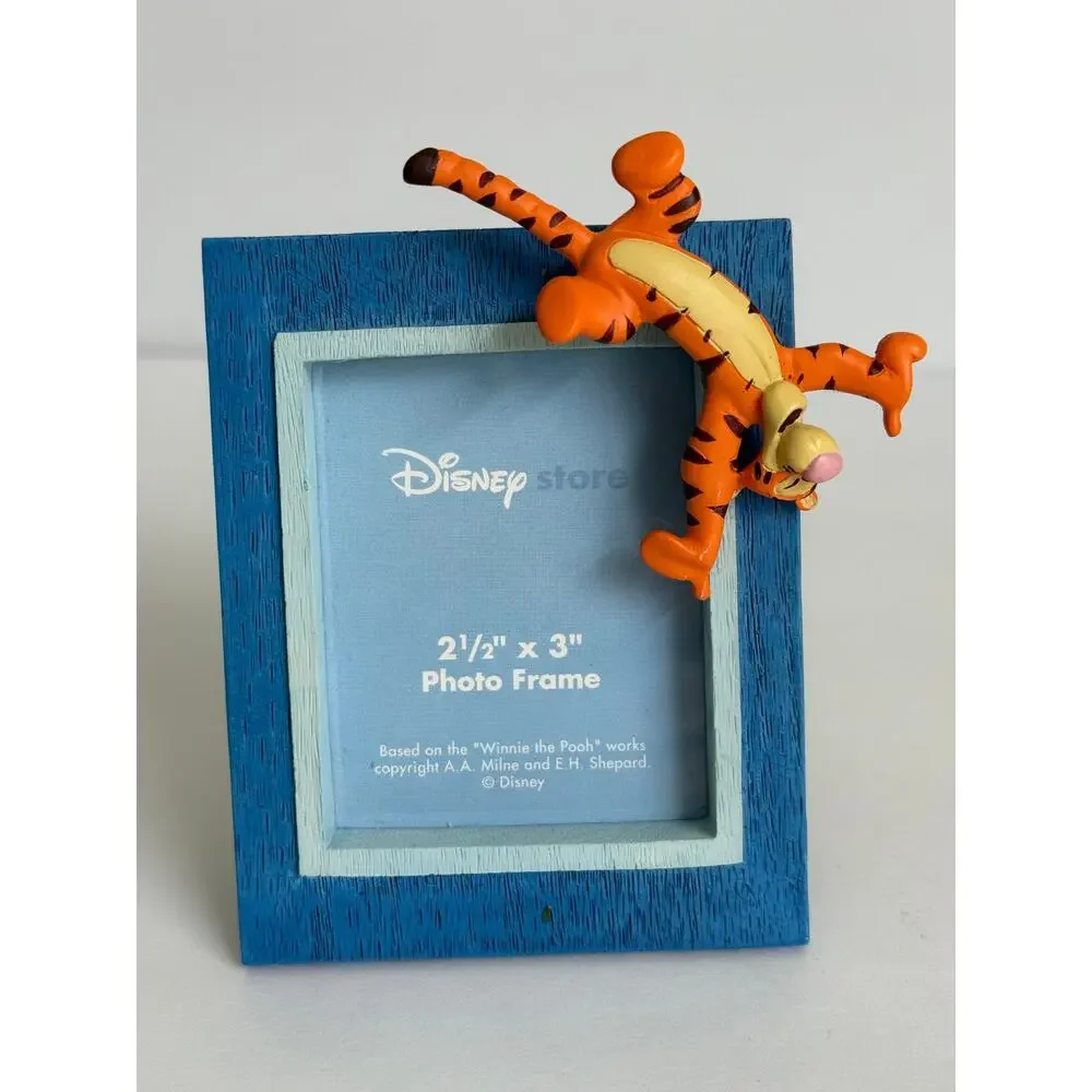 Vintage Disney Store Tigger Photo Frame 2.5